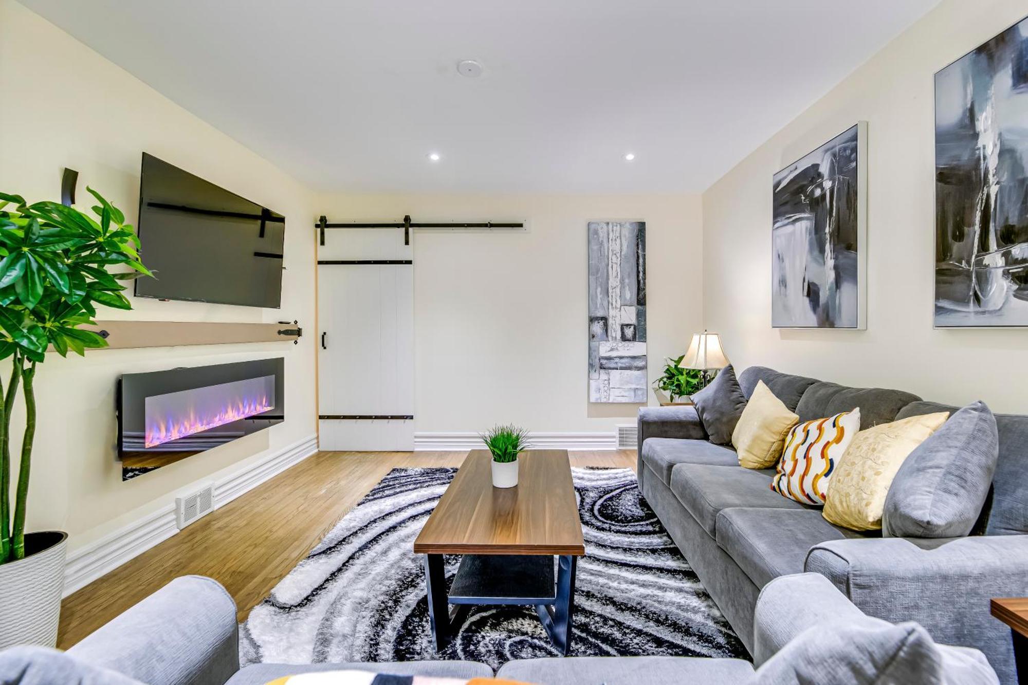 מיסיסאוגה Tranquil Oasis In Lakeview מראה חיצוני תמונה