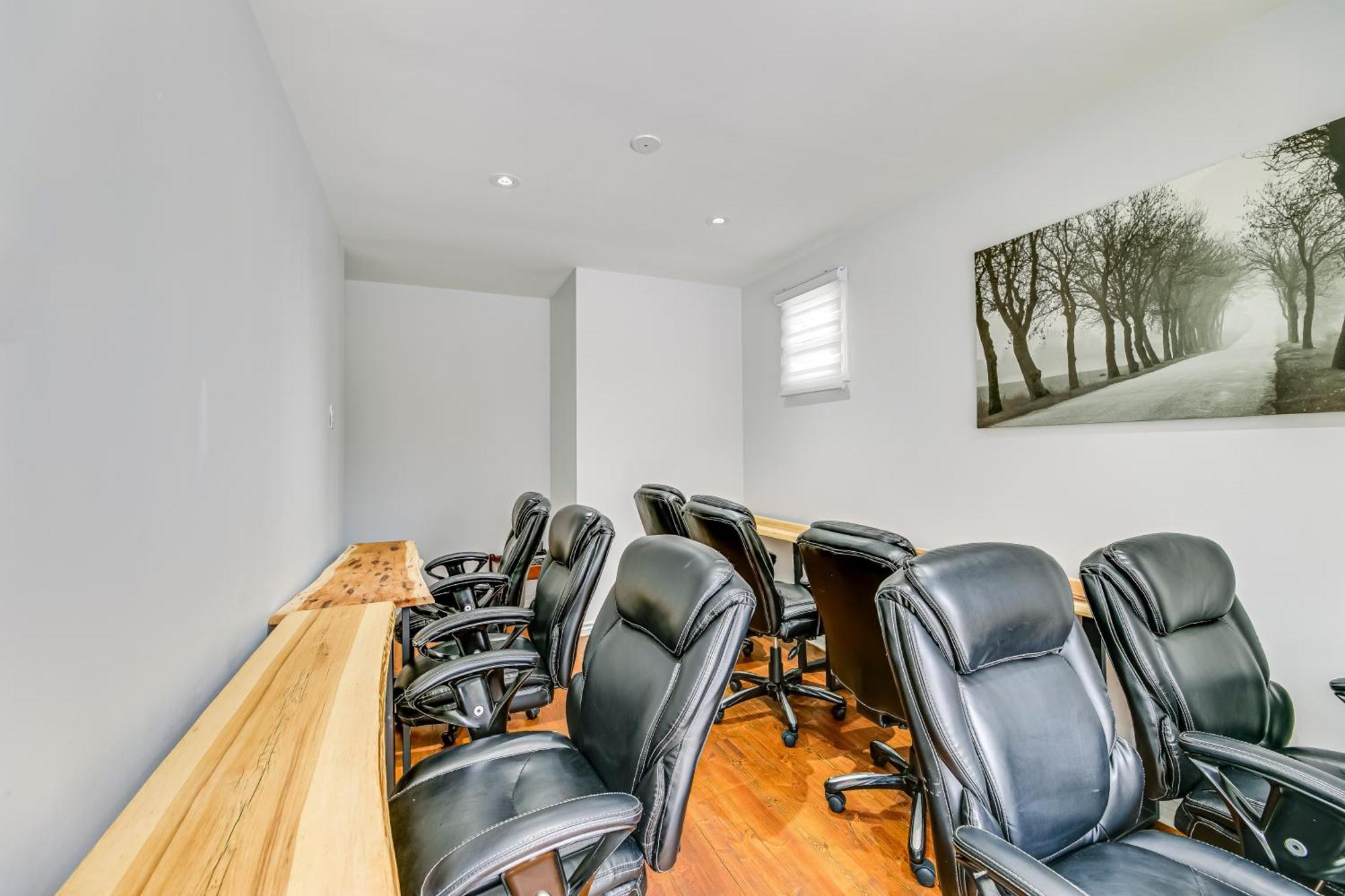 מיסיסאוגה Tranquil Oasis In Lakeview מראה חיצוני תמונה