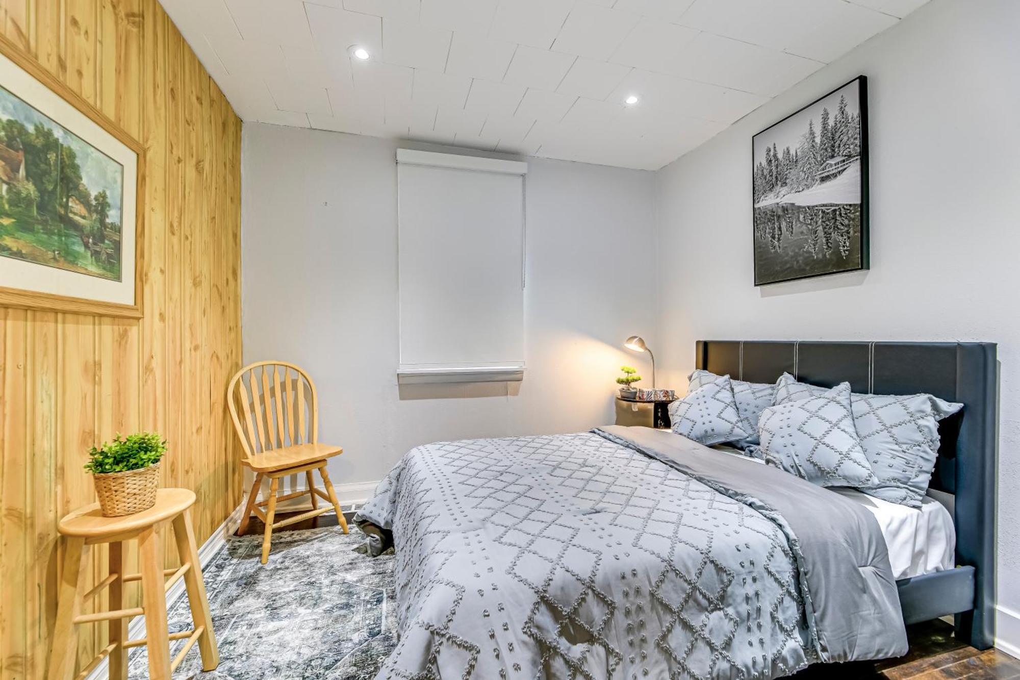 מיסיסאוגה Tranquil Oasis In Lakeview מראה חיצוני תמונה